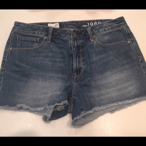 GAP Jean Shorts - Picture 1 of 1